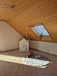 IDYLLISCHES FAMILIENPARADIES IN RUHIGER LAGE - Einfamilienhaus Wurmlingen | Angebot:25473823