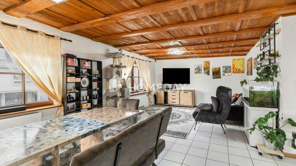 Etagenwohnung Gosheim - 3 Zimmer, 105 m&sup2;, 195.000&euro; | Angebot:25697553