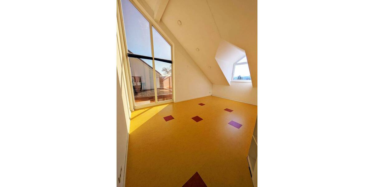 Einfamilienhaus Tuttlingen - 8 Zimmer, 299 m&sup2;, 550.000&euro; | Angebot:25708565