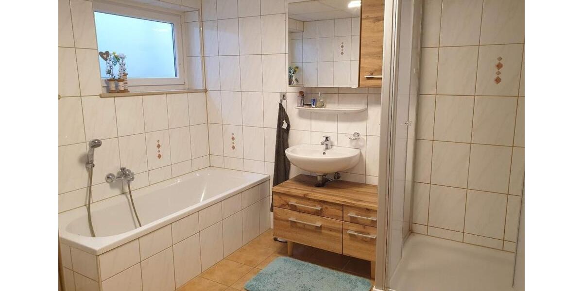 Doppelhaushälfte Oberndorf am Neckar - 5 Zimmer, 162 m&sup2;, 1.680&euro; | Angebot:24604907