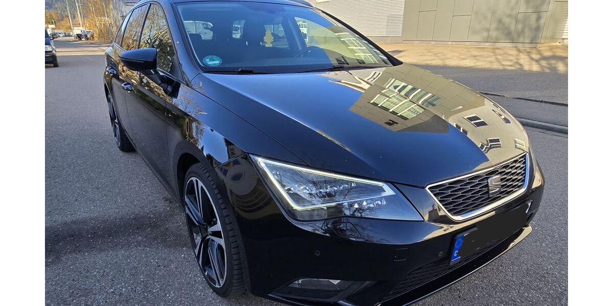 Seat Leon 248.000 km 6.400 &euro; Tuttlingen 78532