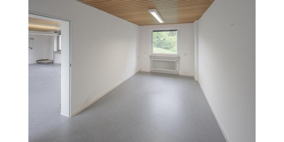 Gewerbeobjekt Villingen-Schwenningen Schwenningen - 750&euro; | Angebot:26592773