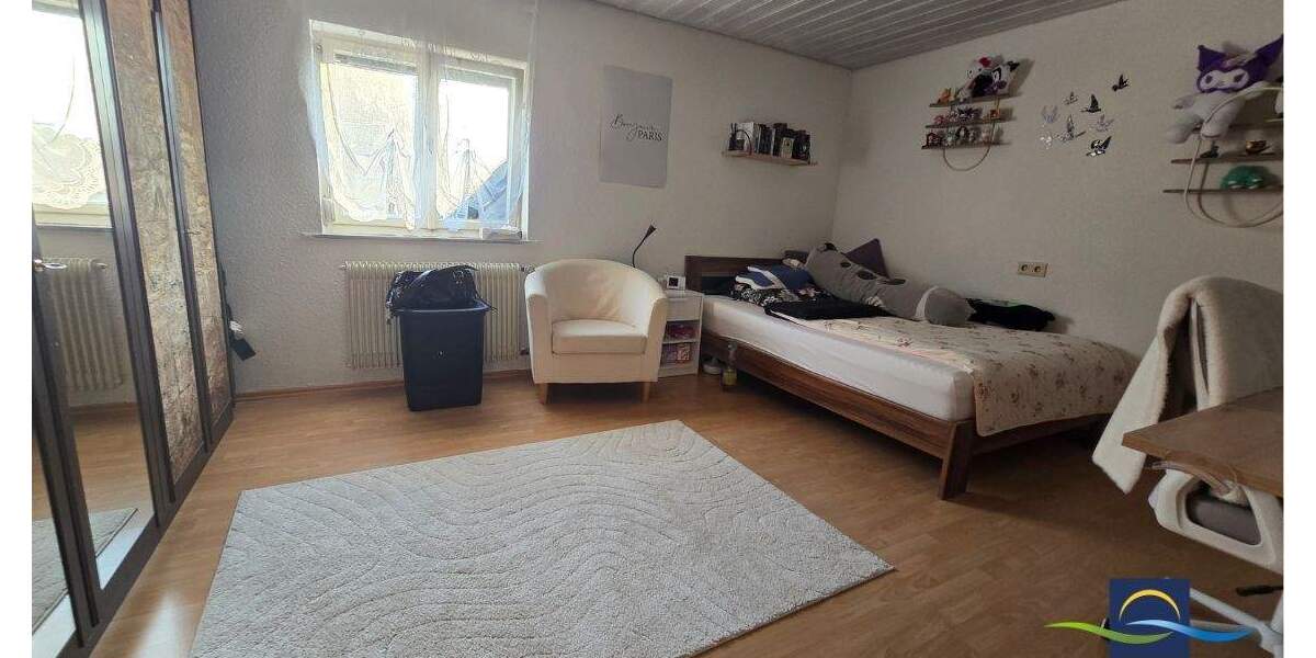 Etagenwohnung Villingen-Schwenningen Schwenningen - 4 Zimmer, 94 m&sup2;, 175.000&euro; | Angebot:26053233