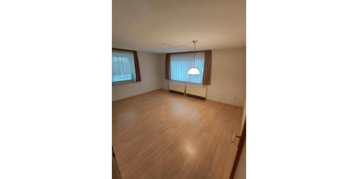 Mehrfamilienhaus, Wohnhaus Tuningen - 12 Zimmer, 241 m&sup2;, 410.000&euro; | Angebot:25375091