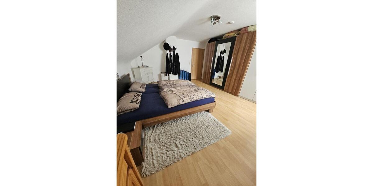 Etagenwohnung Villingen-Schwenningen Schwenningen - 3 Zimmer, 91 m&sup2;, 940&euro; | Angebot:26003393
