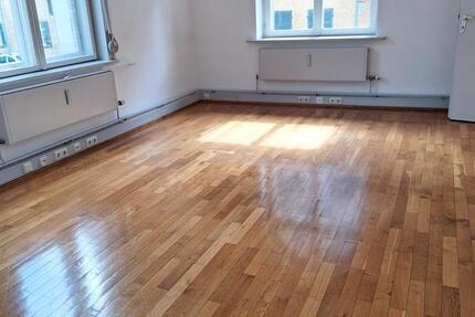 Wohnung Schramberg - 3.5 Zimmer, 169 m&sup2;, 990&euro; | Angebot:27536109