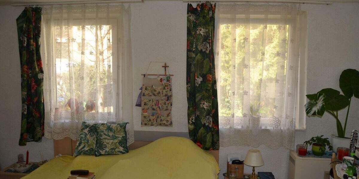 Mehrfamilienhaus, Wohnhaus Tuttlingen - 9 Zimmer, 210 m&sup2;, 315.000&euro; | Angebot:25730580