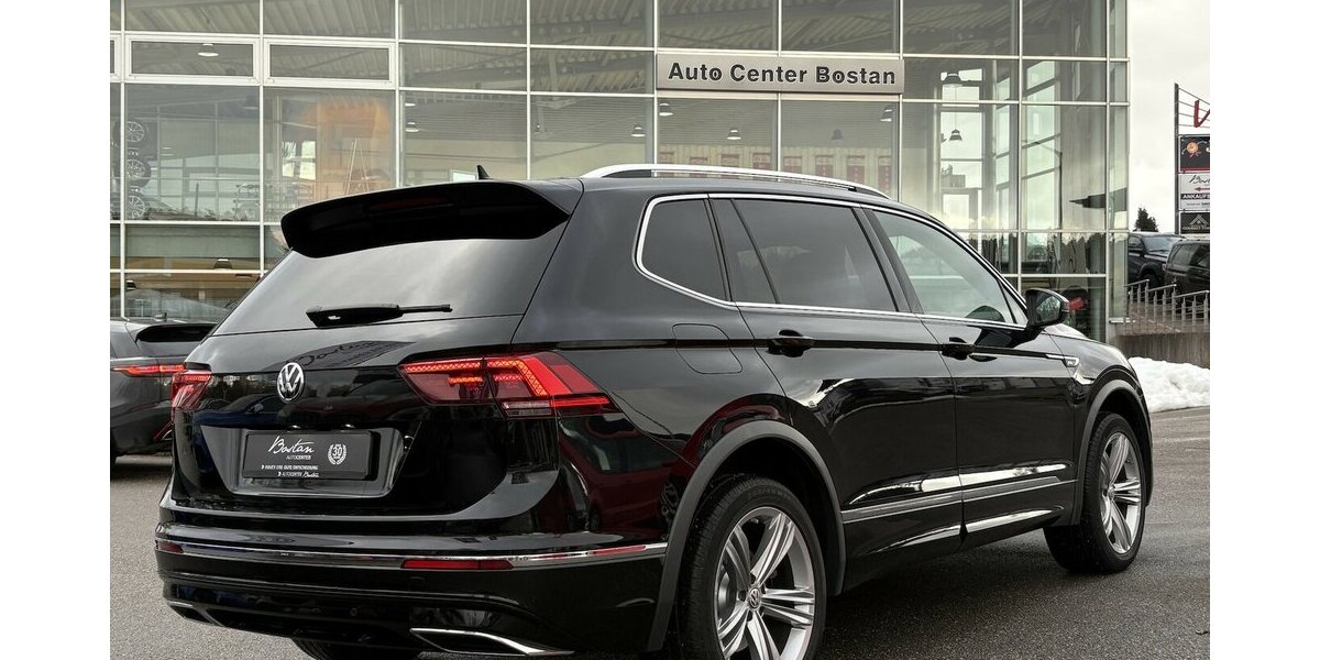 VW Tiguan Allspace Highline 4Motion 7-SITZ/PANO/ACC 90.578 km 31.900 &euro; Villingen-Schwenningen 78054