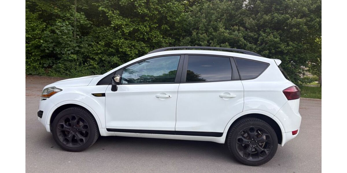 Ford Kuga 181.000 km 5.900 &euro; Schwenningen 78056