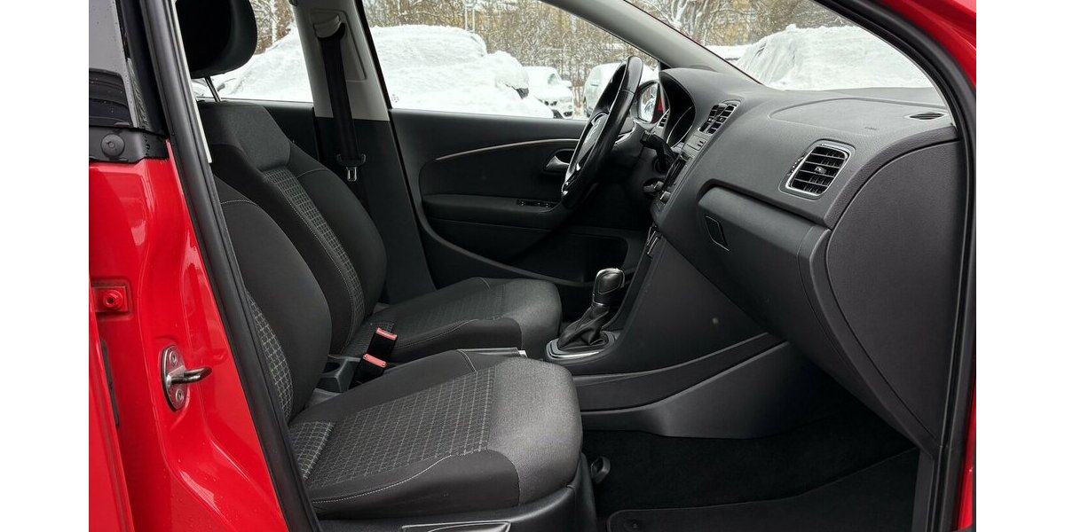 VW Polo 1.2 TSI COMFORTLINE BMT/START-STOPP/TEMPO. 46.812 km 11.900 &euro; Villingen-Schwenningen 78054