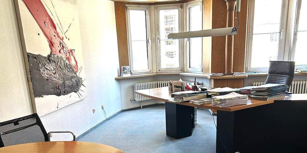 Gewerbeobjekt Rottweil - 3 Zimmer, 135 m&sup2;, 1.100&euro; | Angebot:25742609