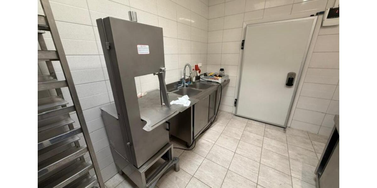 Gewerbeobjekt Villingen-Schwenningen Schwenningen - 2.500&euro; | Angebot:25698418