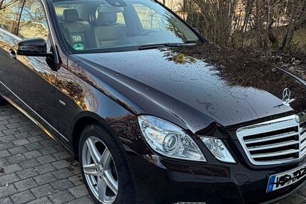 Mercedes-Benz E 250 109.560 km 10.500 &euro; Schwenningen 78056