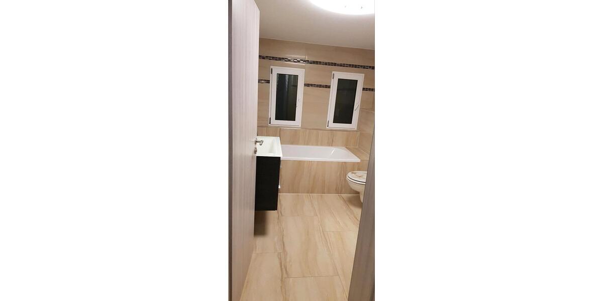Dachgeschoßwohnung Unterkirnach - 3 Zimmer, 62 m&sup2;, 140.000&euro; | Angebot:26649424