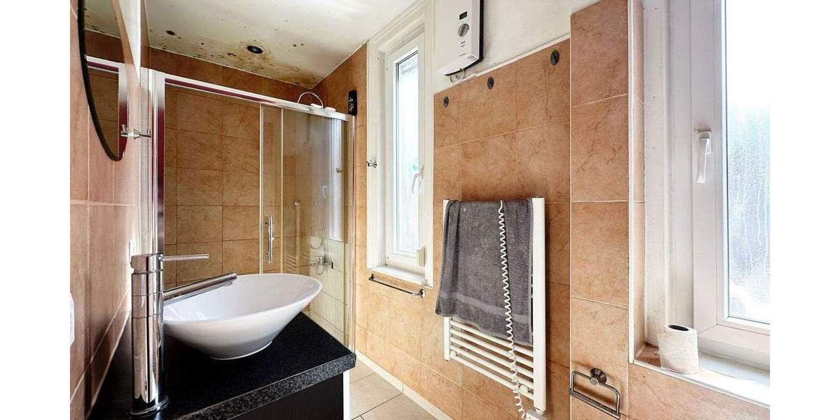 Mehrfamilienhaus, Wohnhaus Tuttlingen - 9 Zimmer, 178 m&sup2;, 239.000&euro; | Angebot:25796350