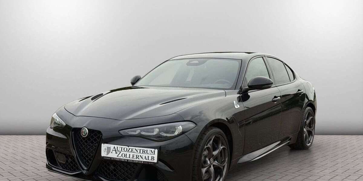 Alfa Romeo Giulia 1.100 km 79.990 &euro; Schömberg 72355