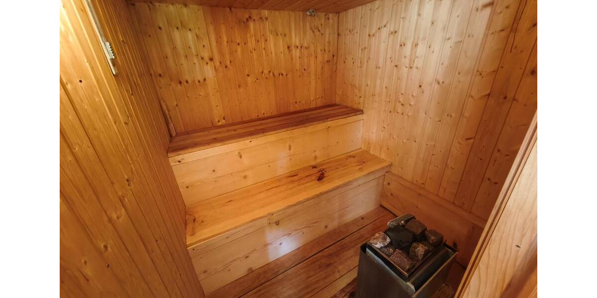 Einfamilienhaus Schiltach - 11 Zimmer, 170 m&sup2;, 218.000&euro; | Angebot:24624027