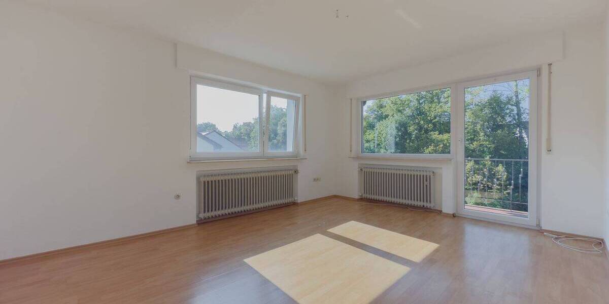 Mehrfamilienhaus, Wohnhaus Deißlingen - 7 Zimmer, 176 m&sup2;, 409.000&euro; | Angebot:25691602