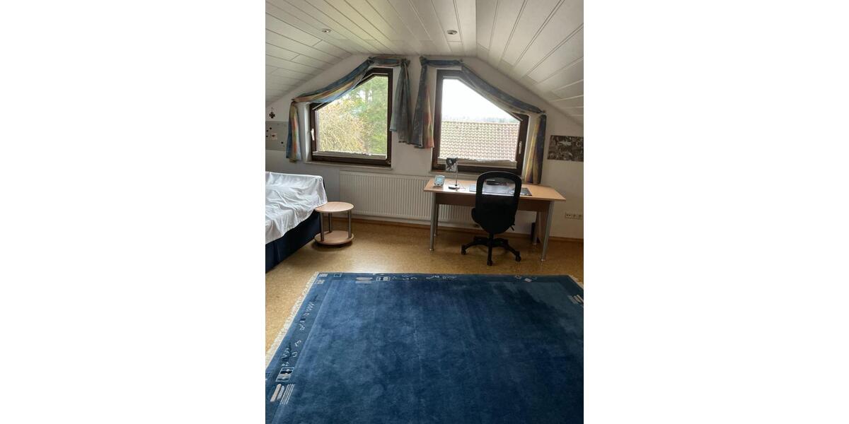 Einfamilienhaus Oberndorf am Neckar - 9 Zimmer, 235 m&sup2;, 585.000&euro; | Angebot:25635658