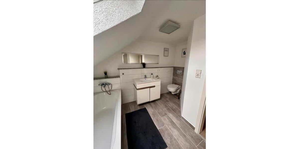 Einfamilienhaus Villingen-Schwenningen Schwenningen - 6 Zimmer, 240 m&sup2;, 395.000&euro; | Angebot:25637086