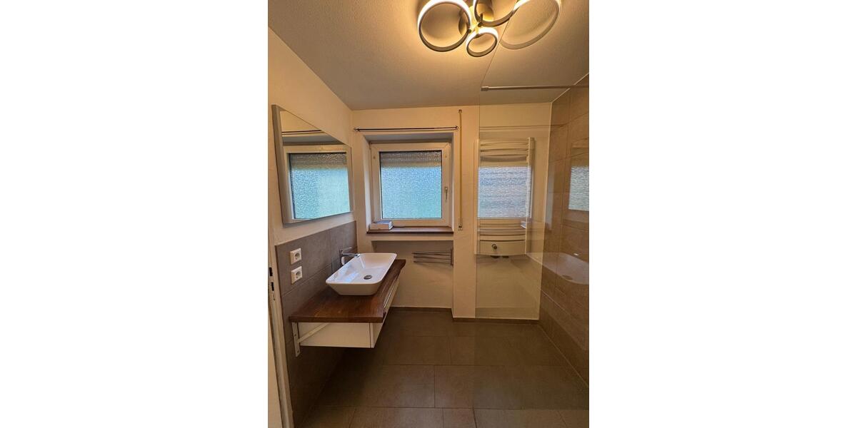 Erdgeschoßwohnung Epfendorf - 3 Zimmer, 134 m&sup2;, 1.300&euro; | Angebot:25216187