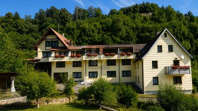INVESTORENOBJEKT MIT VIEL POTENZIAL - Gewerbeobjekt Oberndorf am Neckar | Angebot:27226765