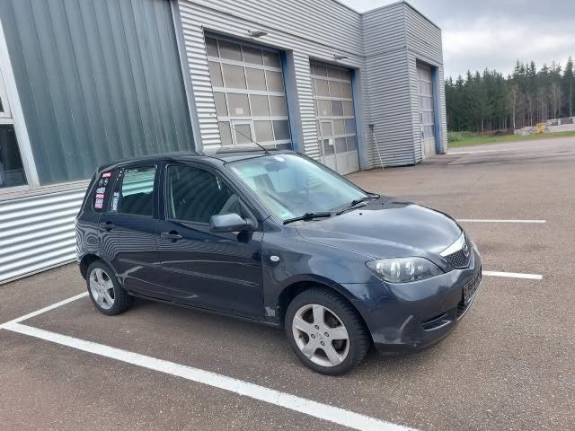 Mazda 2 180.630 km 800 &euro; Titisee-Neustadt 79822