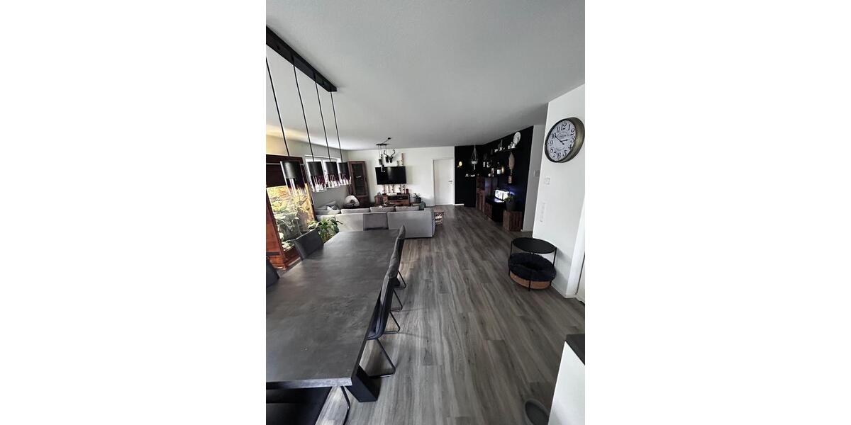 Etagenwohnung Oberndorf am Neckar - 2.5 Zimmer, 80 m&sup2;, 800&euro; | Angebot:25414412