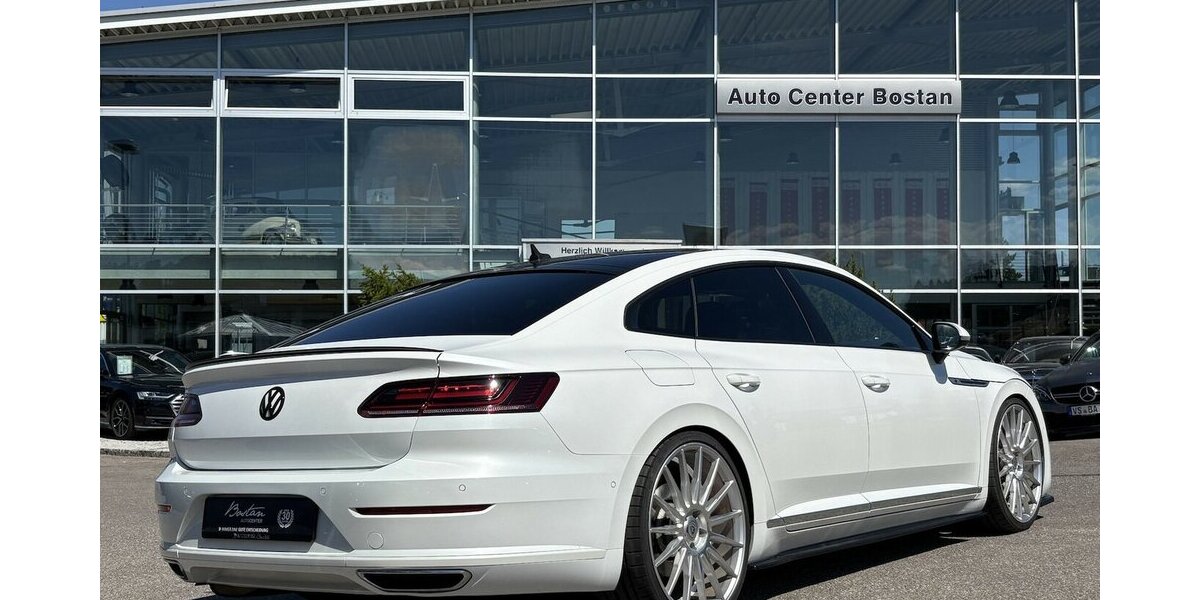 VW Arteon 2.0 TSI R-Line 4Motion 360°/PANO/1.HAND 73.500 km 29.900 &euro; Villingen-Schwenningen 78054