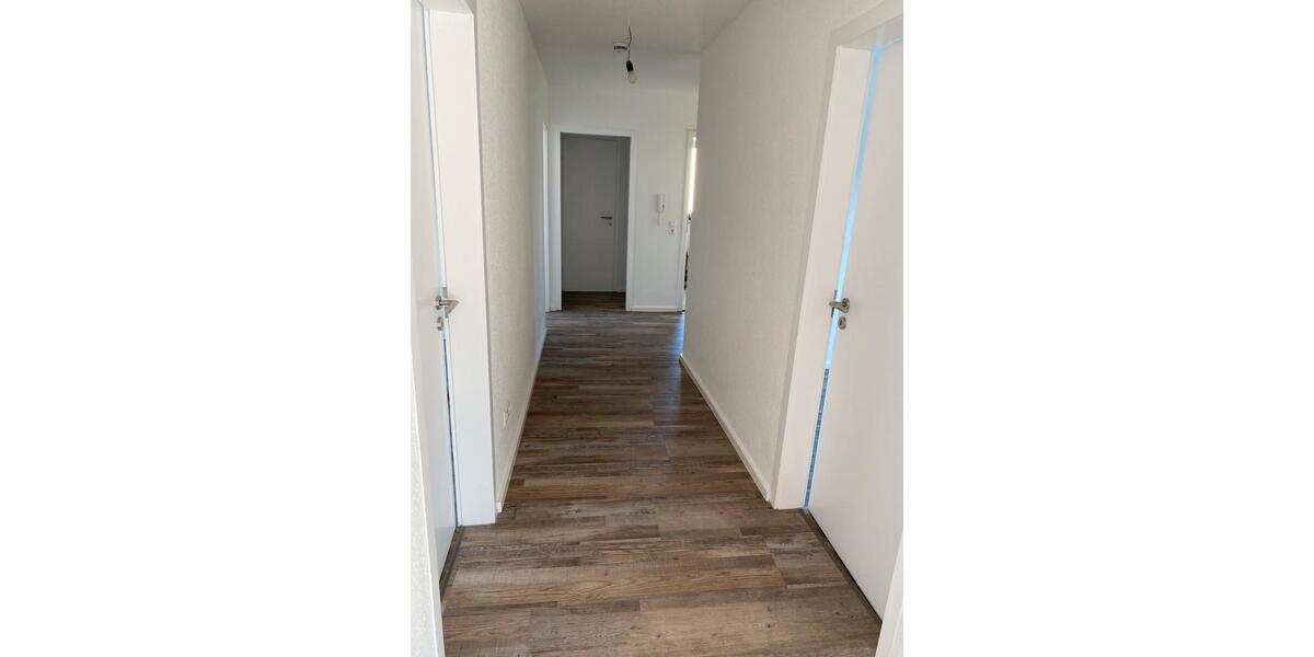 Etagenwohnung Villingen-Schwenningen Schwenningen - 4 Zimmer, 96 m&sup2;, 1.232&euro; | Angebot:25395864