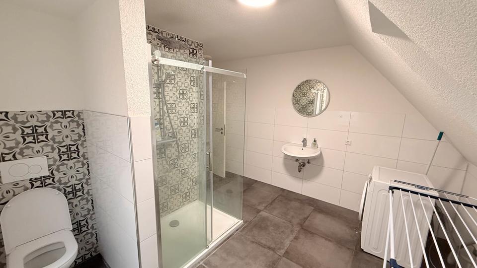 Etagenwohnung Tuttlingen - 7 Zimmer, 180 m&sup2;, 500&euro; | Angebot:25369053