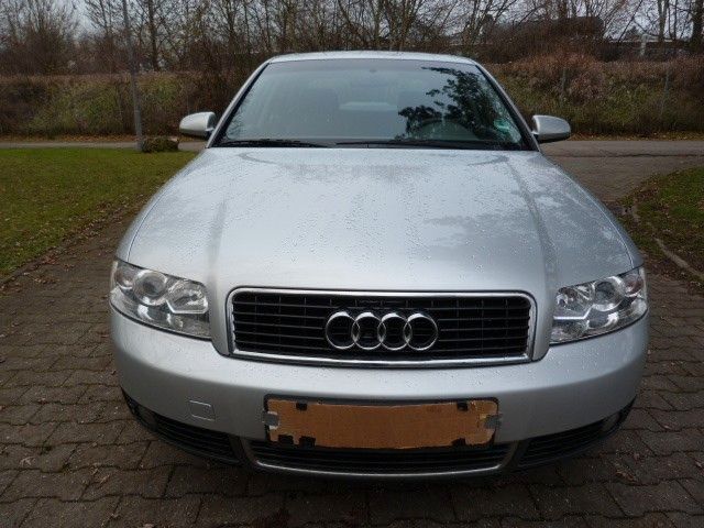 Audi A4 160.000 km 3.700 &euro; Tuttlingen 78532