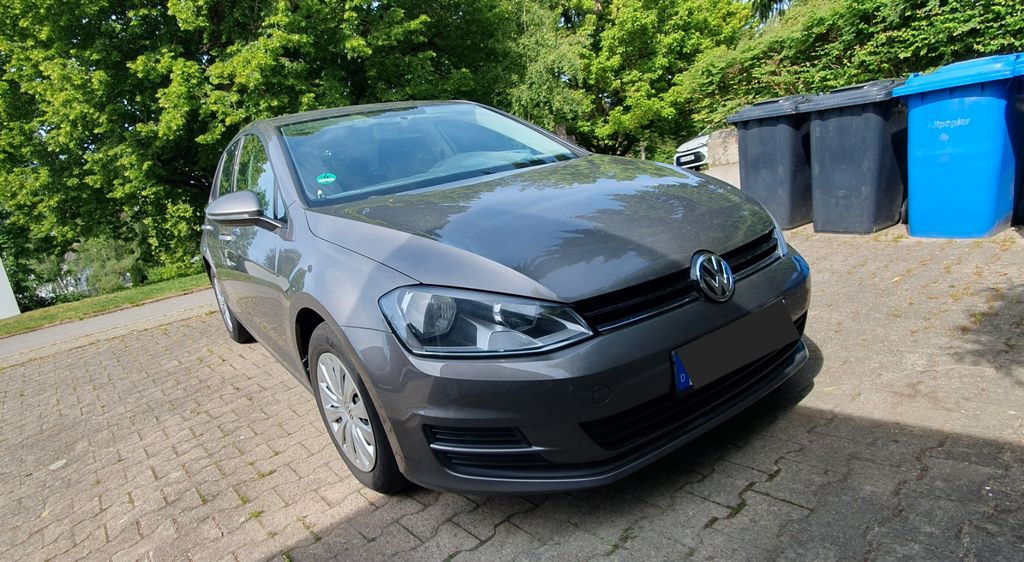 VW Golf 130.000 km 9.150 &euro; Oberndorf 78727